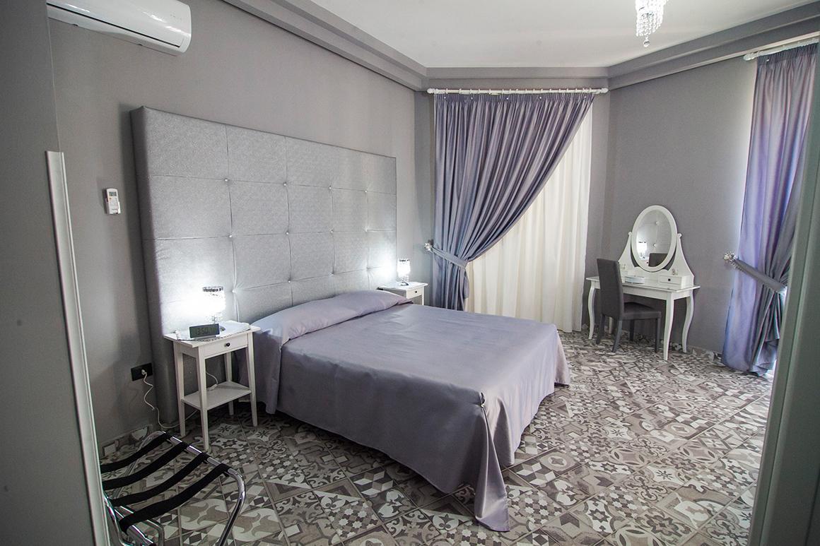 Luxury Bed & Breakfast Napoli Ngoại thất bức ảnh
